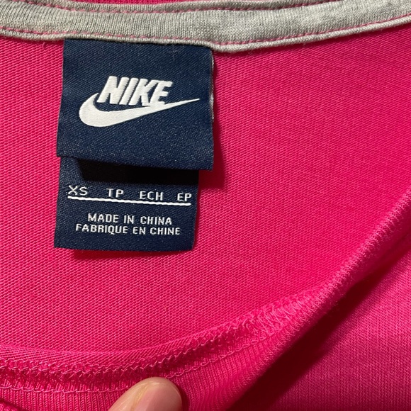 Nike pink workout top. Like new. - Picture 2 of 3